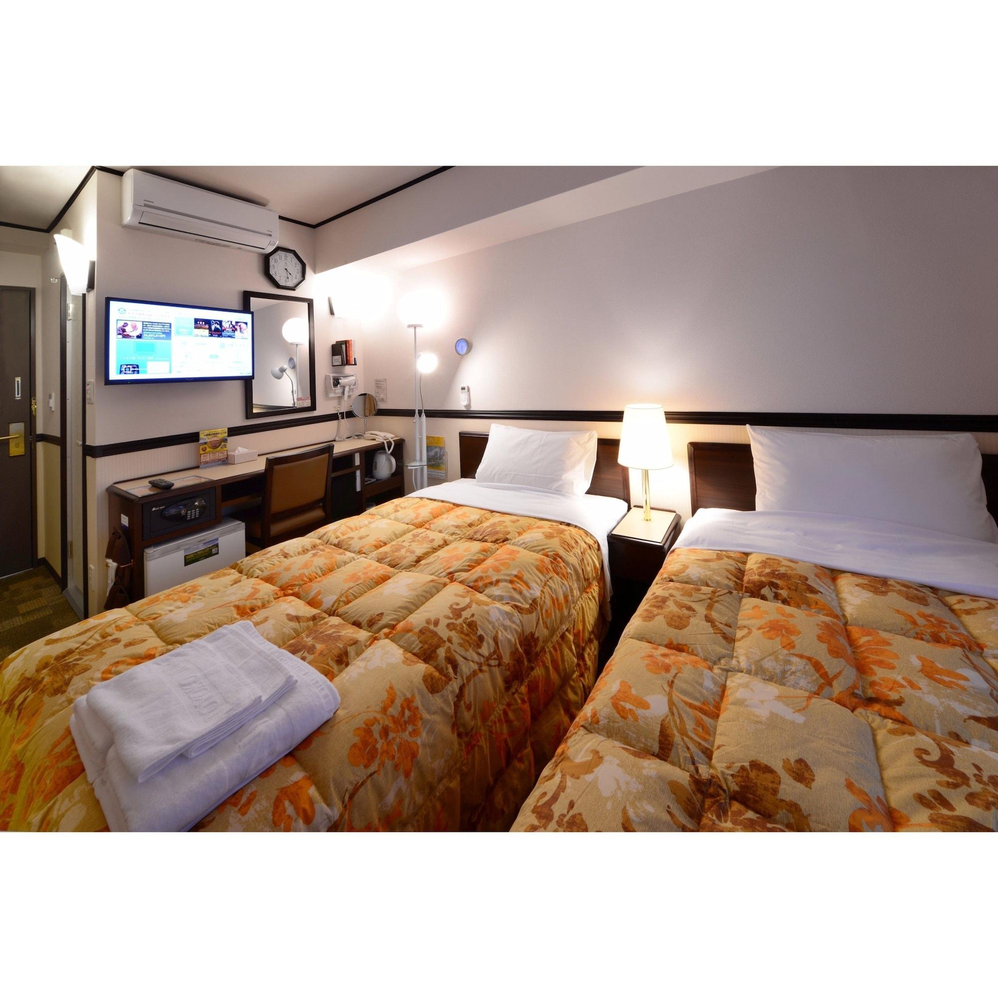 Toyoko Inn Okayama Eki Higashi Guchi Esterno foto
