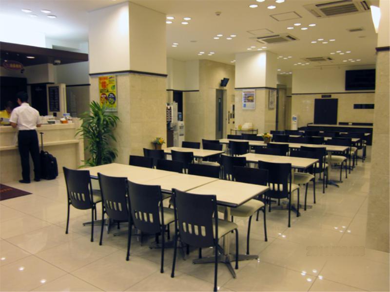 Toyoko Inn Okayama Eki Higashi Guchi Esterno foto